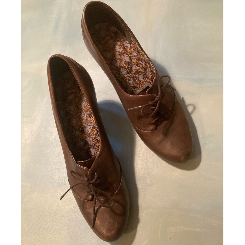 Camper Lace-up Oxford Brogue Heels Comfort w/ Box ~ 1940s Glam ~ Sz 40 10 - Picture 2 of 8